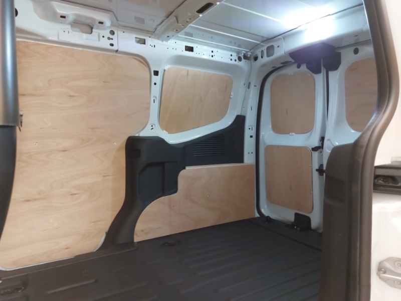 Ford Transit Courier 100Kw 43Kwh Trend Van White #6