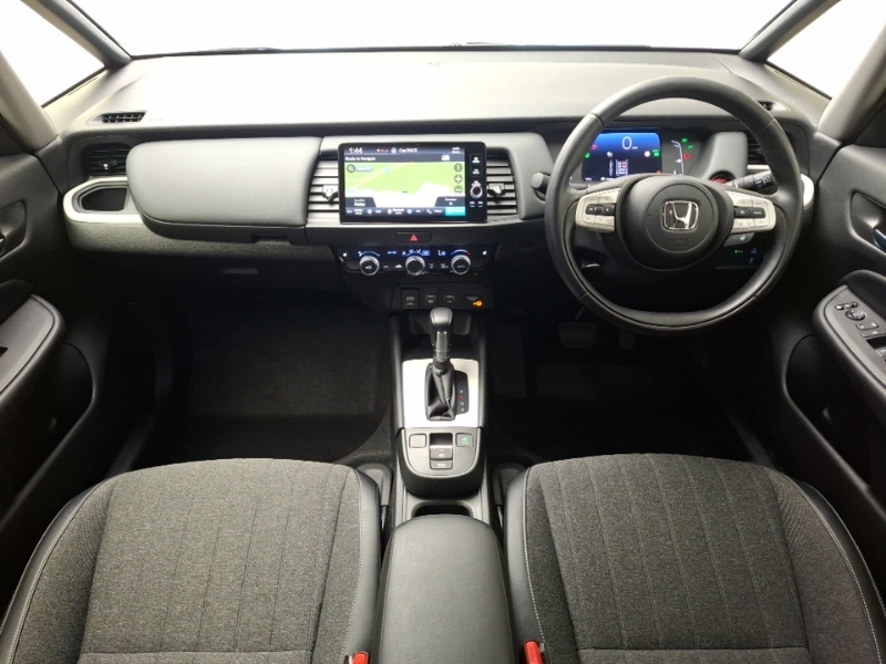 Honda Jazz 1.5 I-mmd Hybrid Ex Ecvt SJ20YTH White #3
