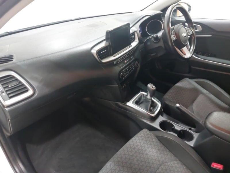 Kia Ceed 1.0T Gdi Isg 2 Nav LG20BJV White #5