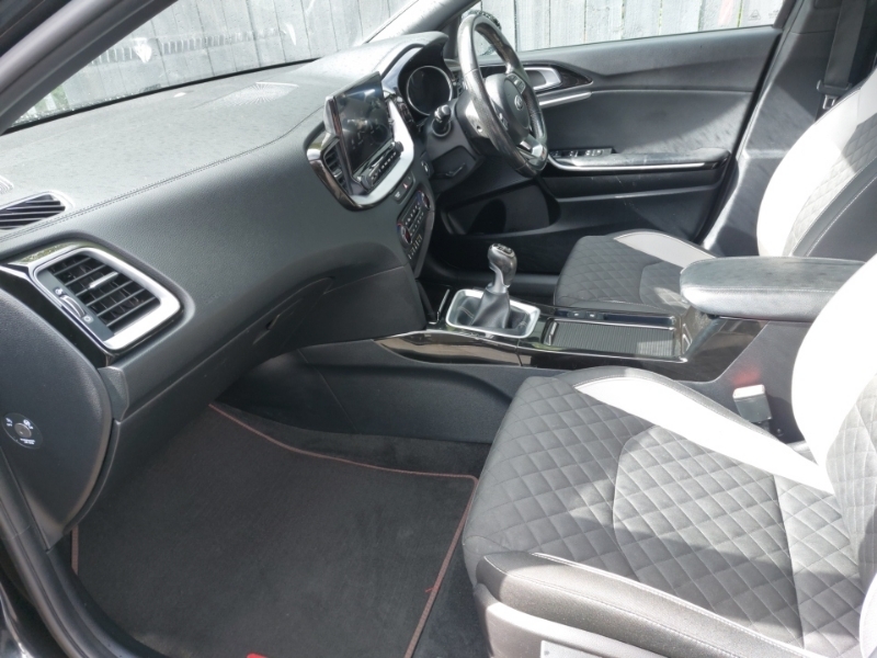 Kia Proceed 1.4T Gdi Isg Gt-line FV20JYE Black #5