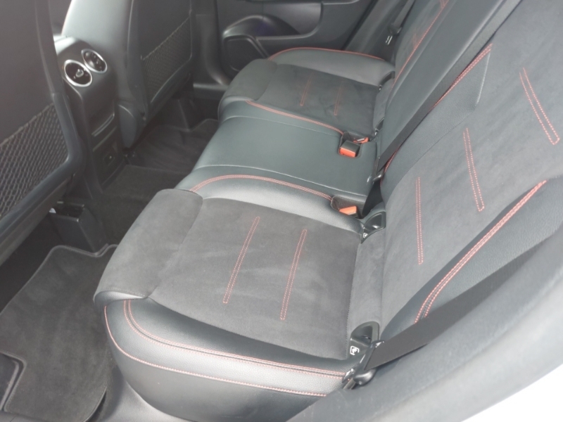 Mercedes-Benz GLA Class Gla 180 Amg Line Premium CN22WFT Silver #6