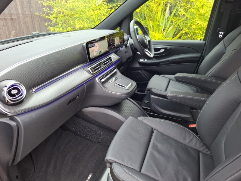 Mercedes-Benz V Class V300 D Premium Amg Line 9G-tronic Extra Long Silver #5