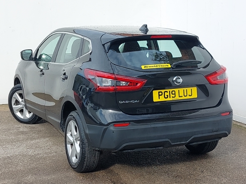 Nissan Qashqai 1.3 Dig-t Acenta Premium PG19LUJ Black #2