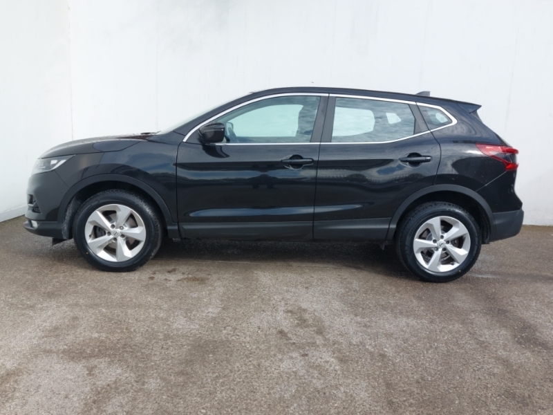 Nissan Qashqai 1.3 Dig-t Acenta Premium PG19LUJ Black #4
