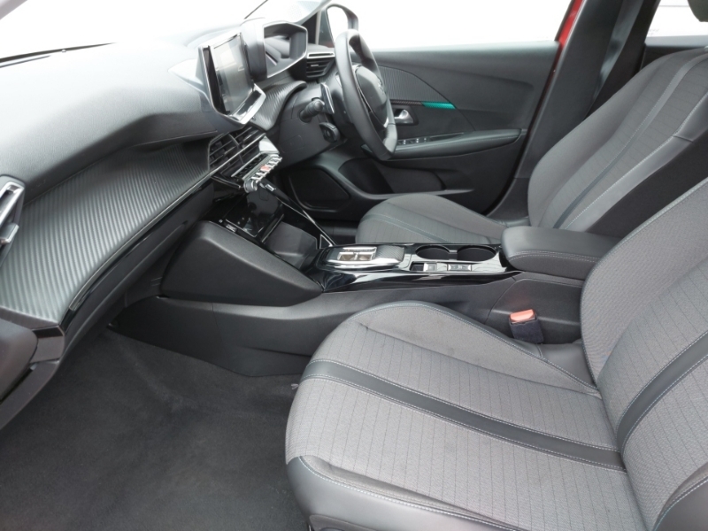 Peugeot 208 1.2 Puretech 130 Allure Premium Eat8 KW23GZA Red #5