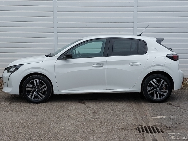 Peugeot 208 1.2 Puretech 130 Allure Premium Eat8 KW23OFM White #4