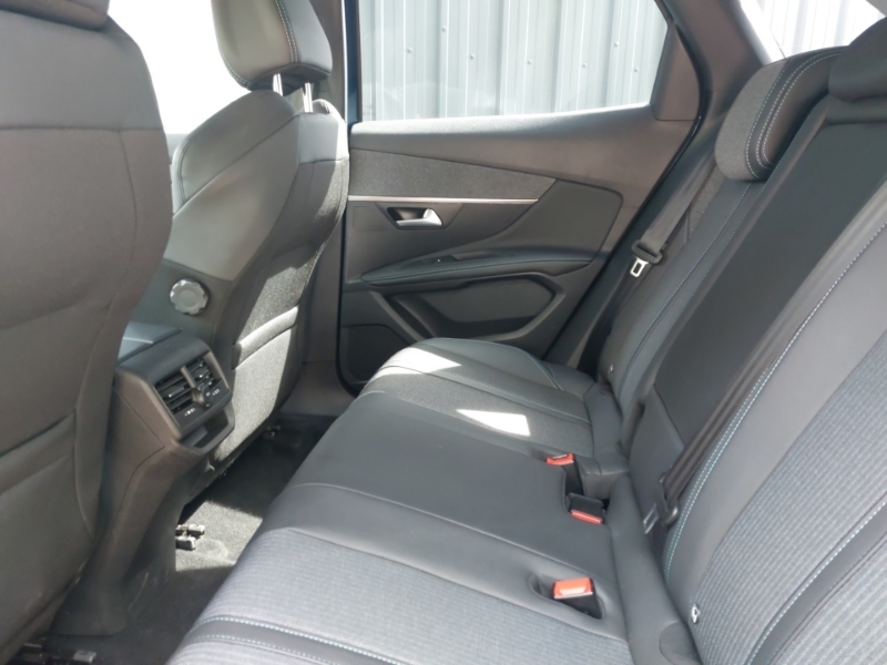 Peugeot 3008 1.2 Puretech Allure Premium Eat8 GK23STX Blue #6
