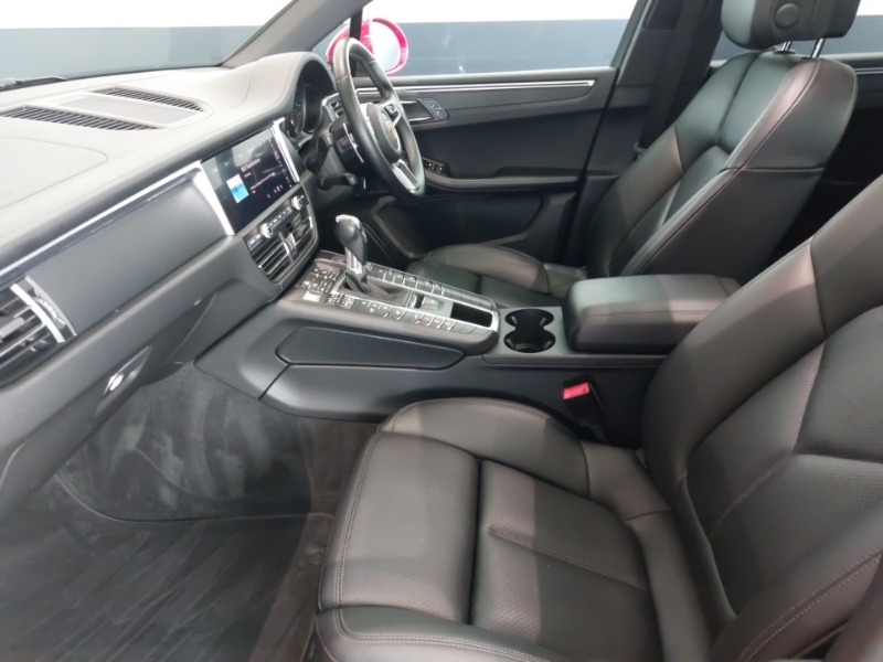Porsche Macan 5dr Pdk VF68FZA Red #5