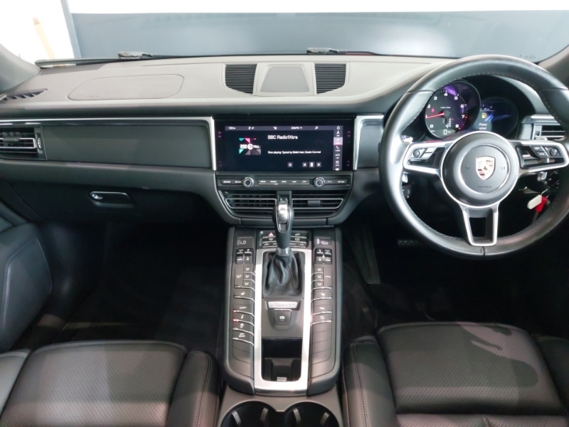 Porsche Macan 5dr Pdk VF68FZA Red #3
