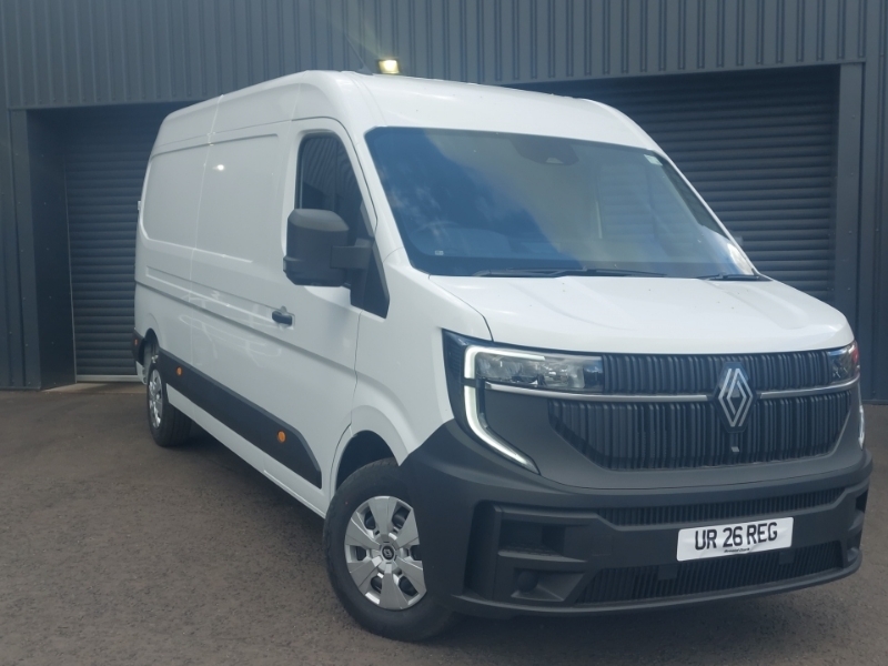 Renault Master Lm35 Blue Dci 150 Advance Medium Roof Van White