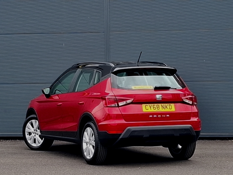 Seat Arona 1.6 Tdi 115 Se Technology Lux Ez CY68NKD Red #2