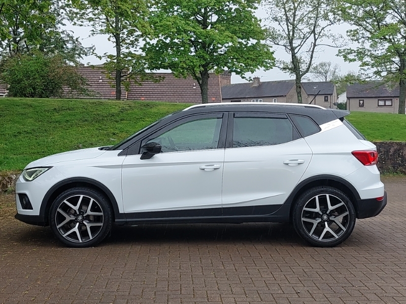 Seat Arona 1.0 Tsi 115 Fr Sport Ez SN69YLH White #4
