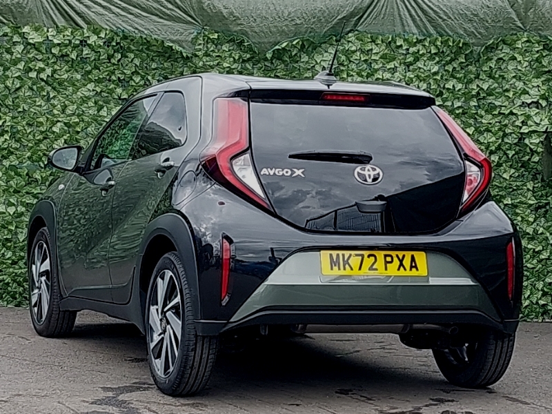 Toyota Aygo X 1.0 Vvt-i Edge MK72PXA Green #2