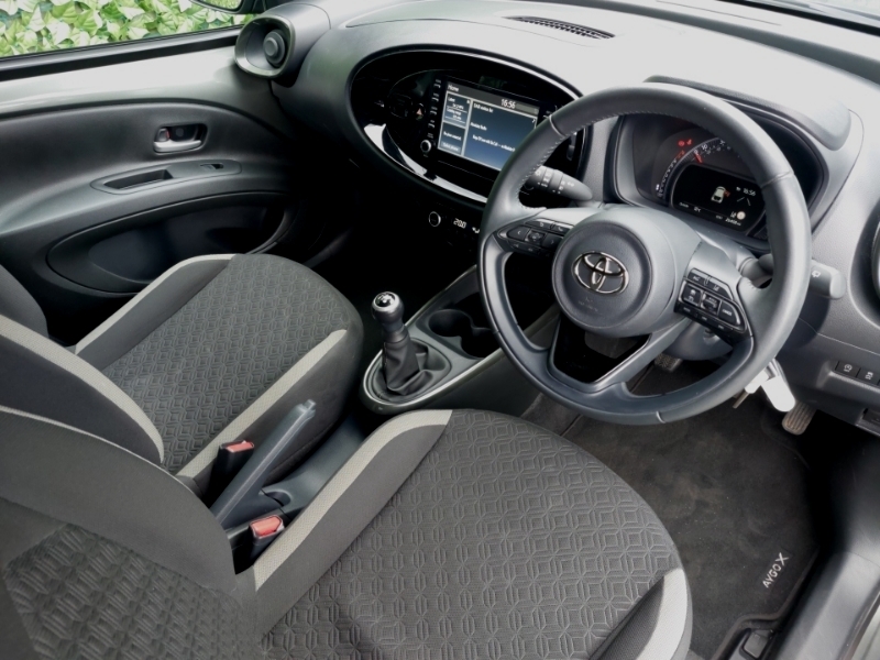 Toyota Aygo X 1.0 Vvt-i Edge MK72PXA Green #6
