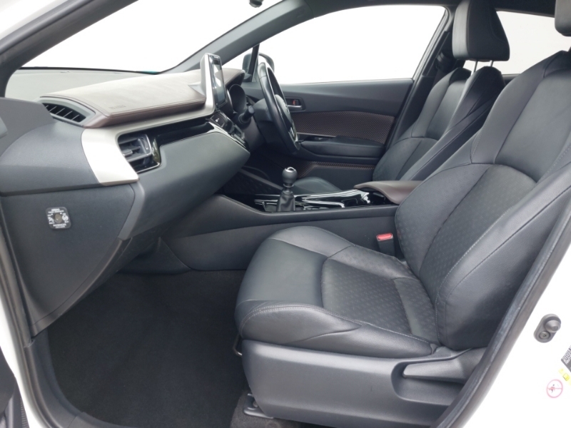 Toyota C-Hr 1.2T Excel Leather White #5
