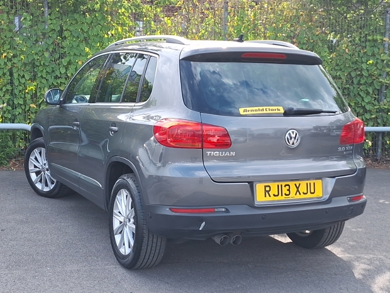 Volkswagen Tiguan 2.0 Tdi Bluemotion Tech Se Dsg RJ13XJU Grey #2