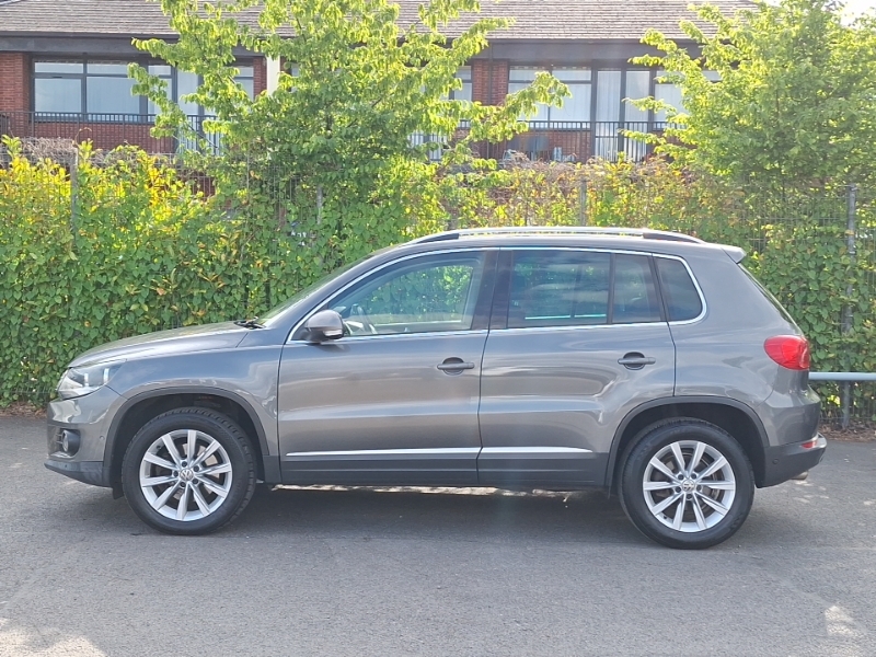 Volkswagen Tiguan 2.0 Tdi Bluemotion Tech Se Dsg RJ13XJU Grey #4