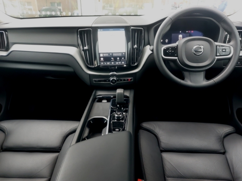 Volvo XC60 2.0 T6 350 Rc Phev Plus Dark Awd Geartronic RE25LTK Black #3