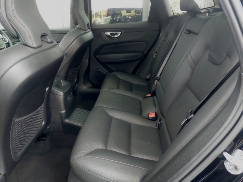 Volvo XC60 2.0 T6 350 Rc Phev Plus Dark Awd Geartronic RE25LTK Black #6