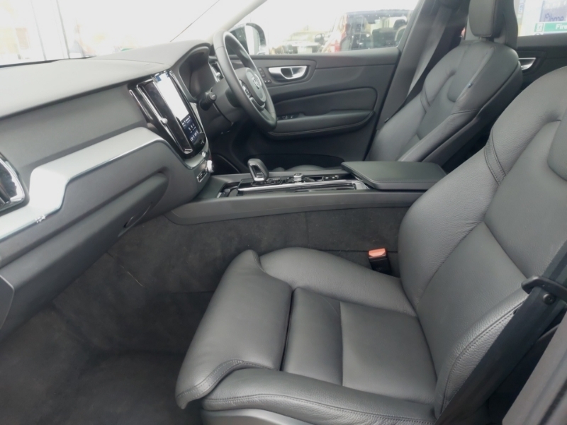 Volvo XC60 2.0 T6 350 Rc Phev Plus Dark Awd Geartronic RE25LTK Black #5