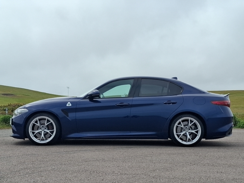 Alfa Romeo Giulia 2.9 V6 Biturbo Quadrifoglio SV19FOT Blue #4