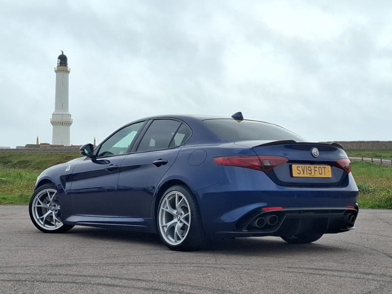 Alfa Romeo Giulia 2.9 V6 Biturbo Quadrifoglio SV19FOT Blue #2