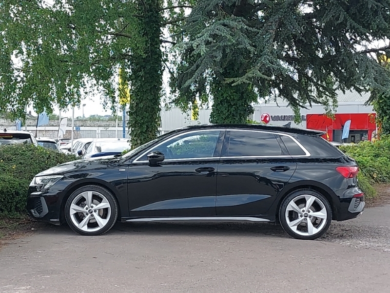Audi A3 35 Tdi S Line S Tronic DE23ZVG Black #4