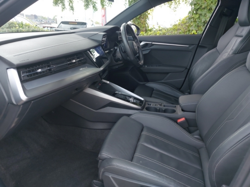 Audi A3 35 Tdi S Line S Tronic DE23ZVG Black #5