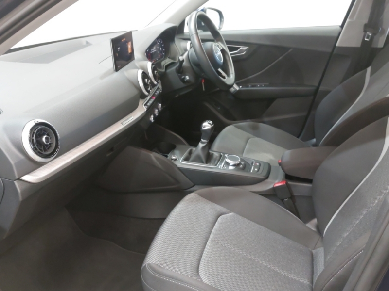 Audi Q2 30 Tfsi Sport PJ72KBE Blue #5