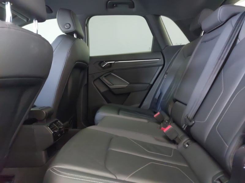 Audi Q3 35 Tfsi Black Edition Comfortsound Pack AK71HRJ Grey #6