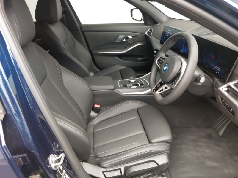 BMW 3 Series 330E M Sport Step SD26MVR Blue #6
