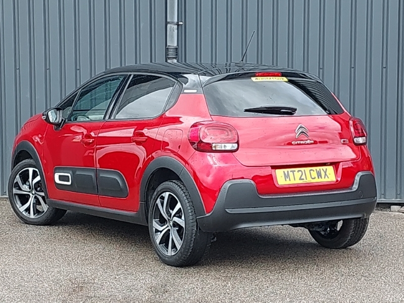 Citroen C3 1.2 Puretech Shine Plus MT21CWX Red #2