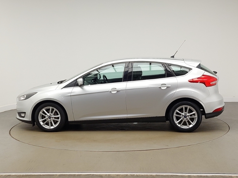 Ford Focus 1.5 Tdci 120 Zetec Silver #4