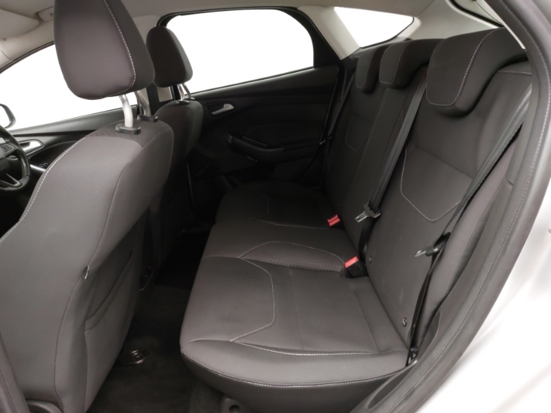 Ford Focus 1.5 Tdci 120 Zetec Silver #6