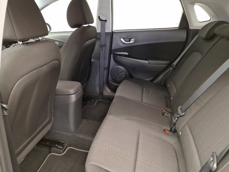 Hyundai Kona 1.0 Tgdi 48V Mhev Se Connect White #6