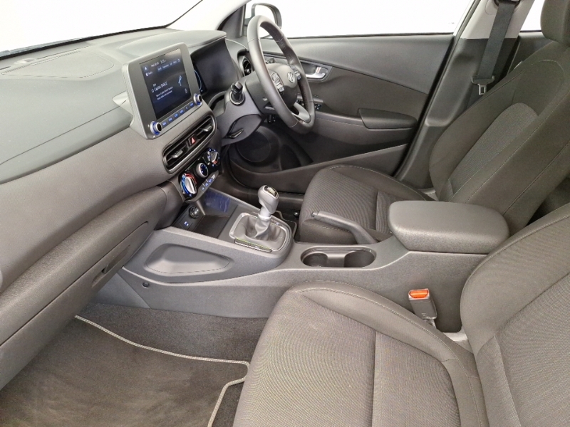Hyundai Kona 1.0 Tgdi 48V Mhev Se Connect White #5