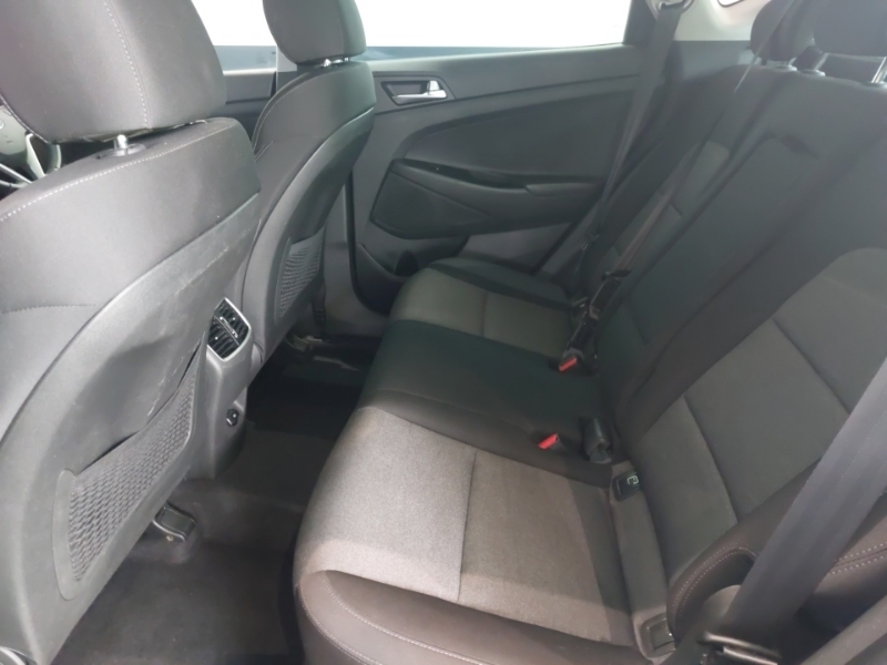 Hyundai Tucson 1.6 Gdi Se Nav 2Wd Black #6