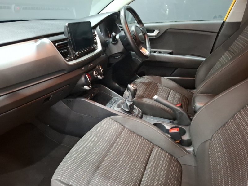 Kia Stonic 1.0T Gdi 99 2 YE23ZTU Yellow #5