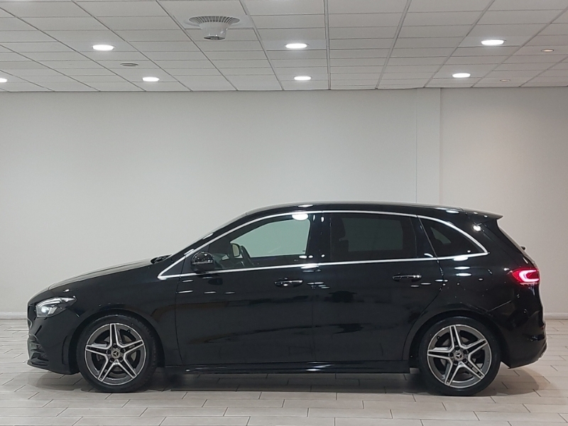 Mercedes-Benz B Class B200 Amg Line Premium Black #4