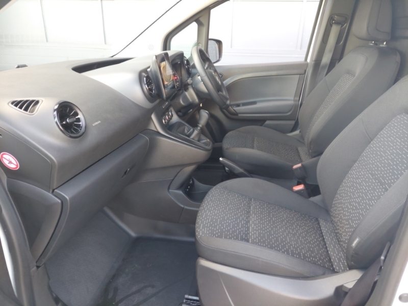 Mercedes-Benz CITAN 110Cdi Base Van White #5