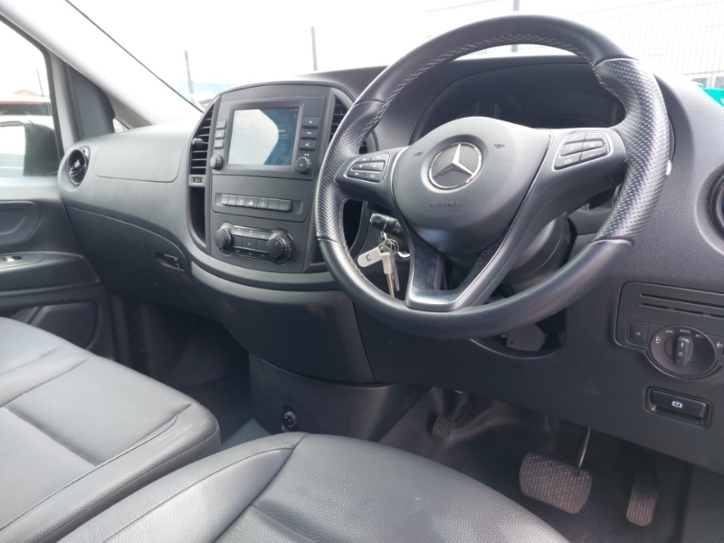 Mercedes-Benz Vito 114 Cdi Pro 9-Seater 9G-tronic KR24VYK White #3