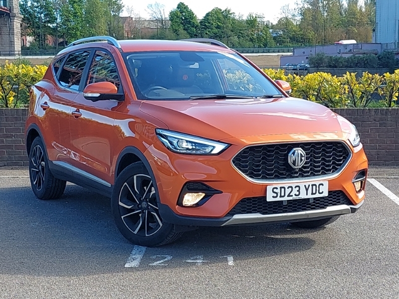 MG ZS 1.5 Vti-tech Exclusive Orange