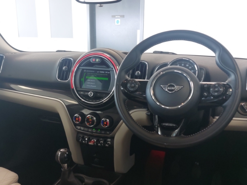 Mini Hatch 1.5 Cooper Exclusive SA69SRU Red #4