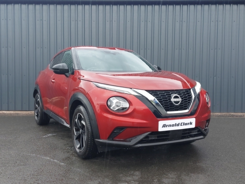 Nissan Juke 1.0 Dig-t 114 N-connecta Red