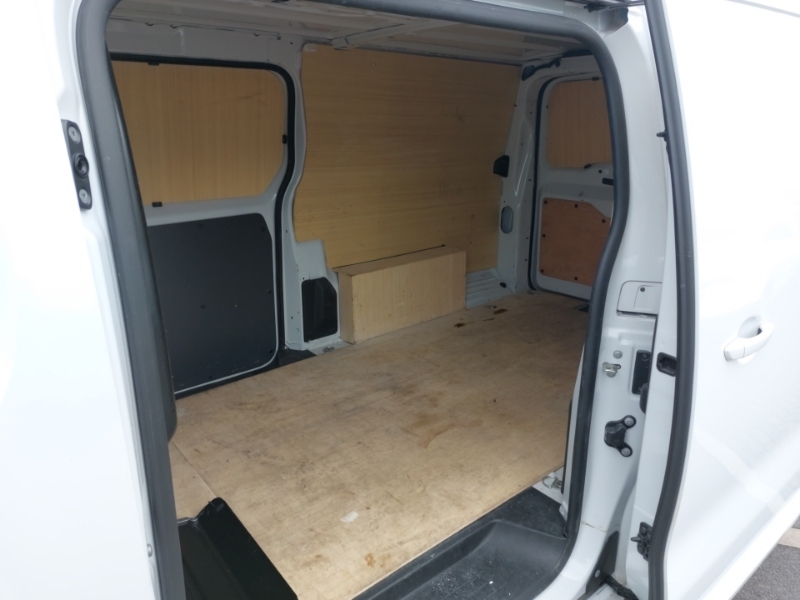 Peugeot Expert 1000 1.5 Bluehdi 100 Asphalt Premium Van MJ73XZY White #6