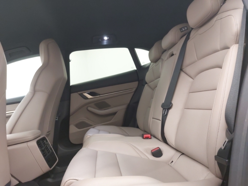 Porsche Taycan 350Kw 93Kwh Rwd 5 Seat Pink #6