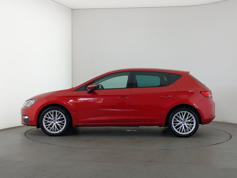 Seat Leon 1.5 Tsi Evo Se Dynamic Ez BT69ZSL Red #4