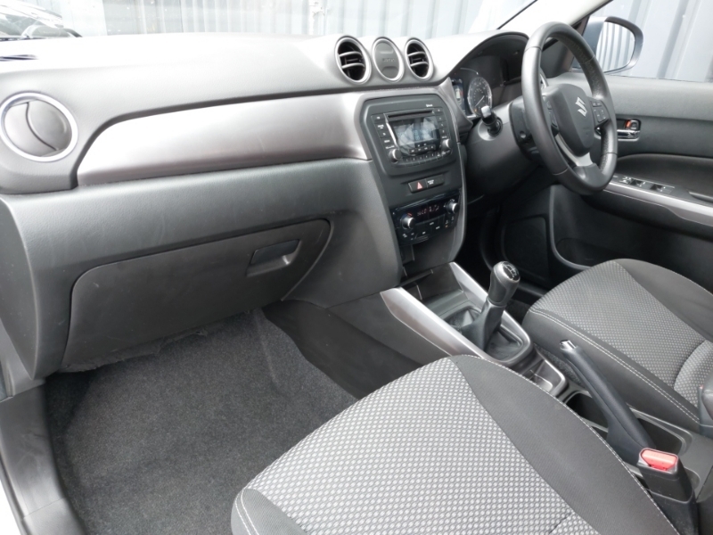 Suzuki Vitara 1.0 Boosterjet Sz4 KR19ZVS Silver #5