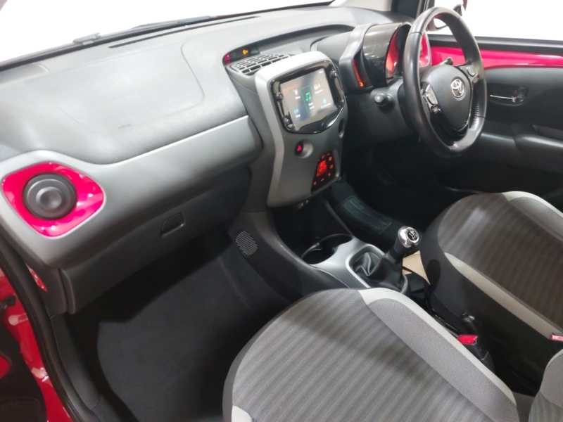 Toyota Aygo 1.0 Vvt-i X-trend SJ69TUA Red #5