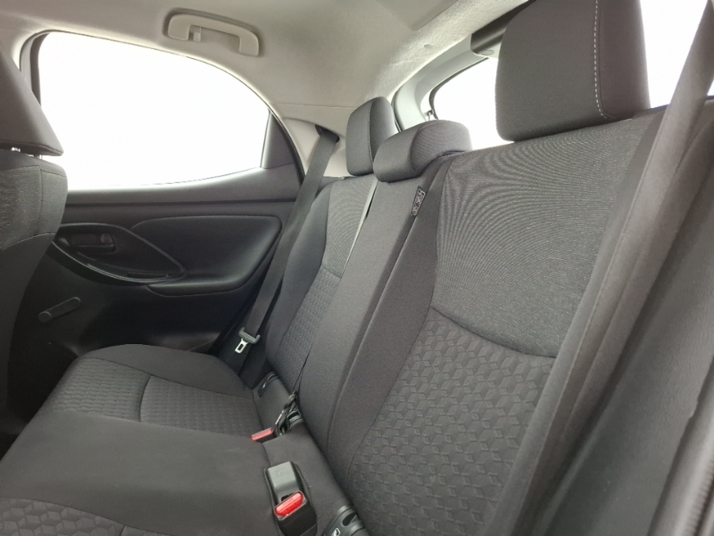 Toyota Yaris 1.5 Hybrid Icon Cvt DA23KYZ White #6